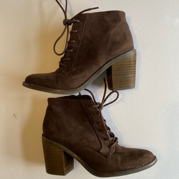 Rocket Dog Suede Tie Bootie - Brown -‎ Size 6 - EUC - Picture 7 of 11